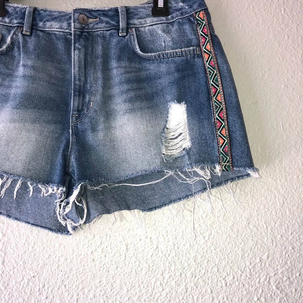 H&M Coachella High Waisted Denim Shorts